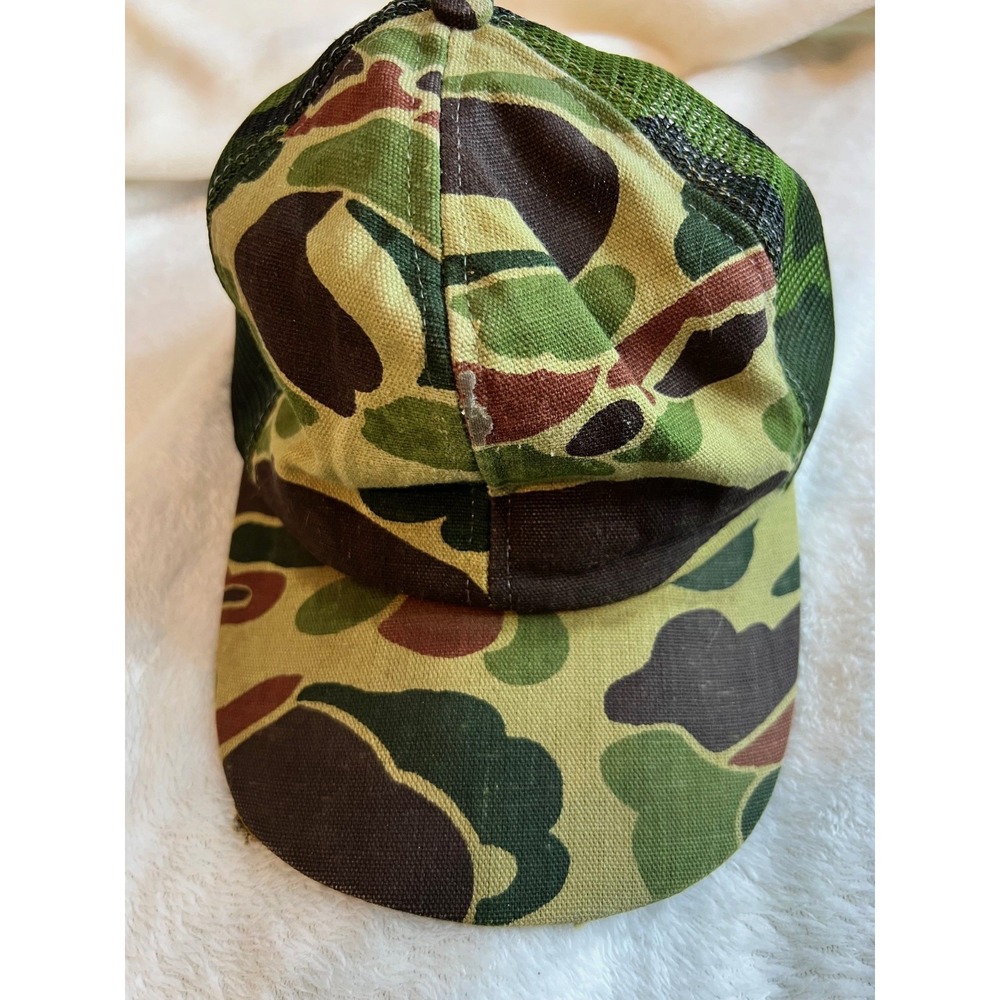 Vintage Ubranded Camoflauge‎ Snap Back Hats Made In the USA